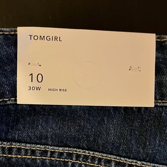 American Eagle Outfitters Tomgirl Jean Shorts - Picture 4 of 4